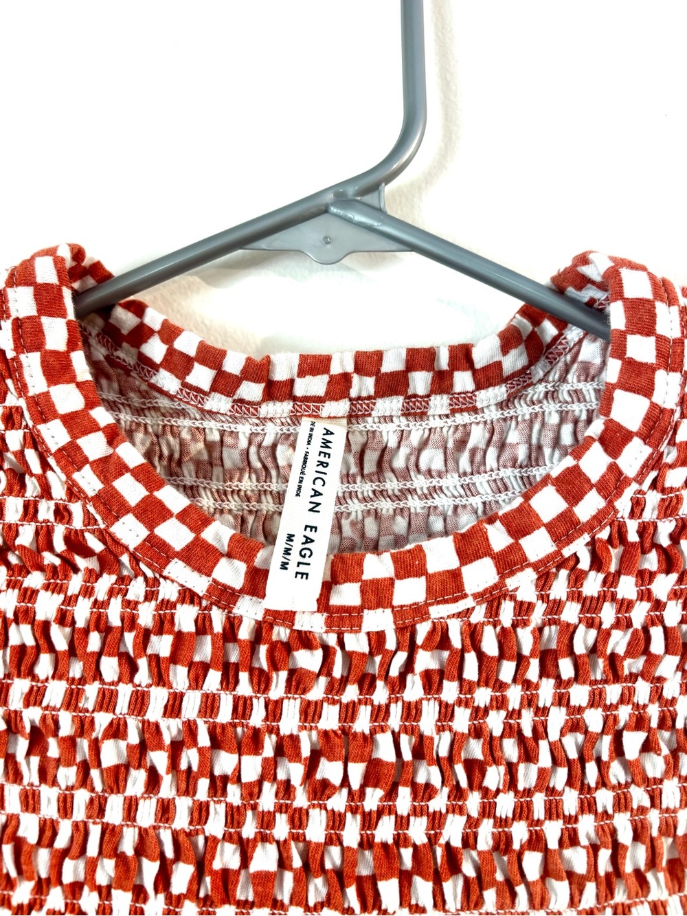 American Eagle Women Rust Checkered Smocked Hey Baby Tee M - Picture 6 of 9